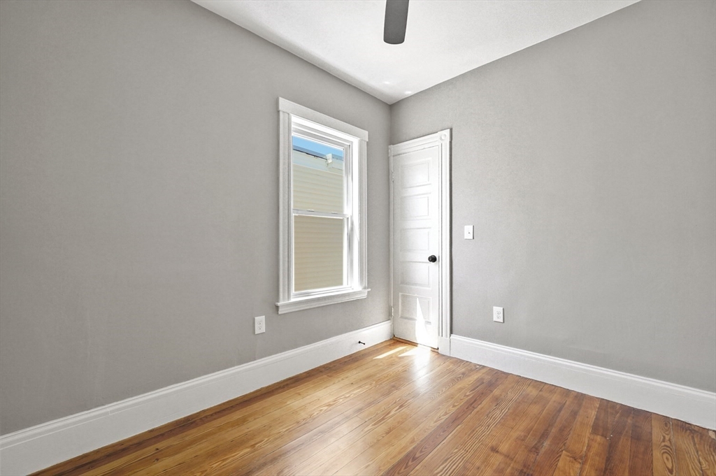 18 Lyon St, Dorchester