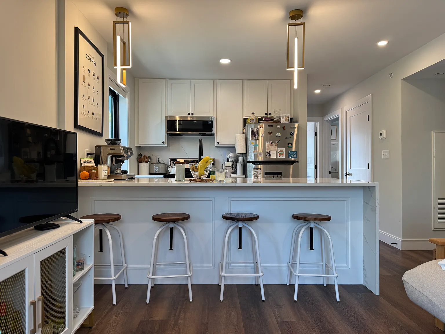 35 Hunnewell Ave, Oak Square