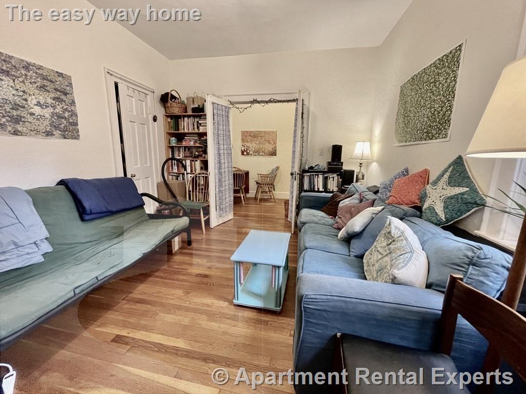 71 Martin St, Harvard Square