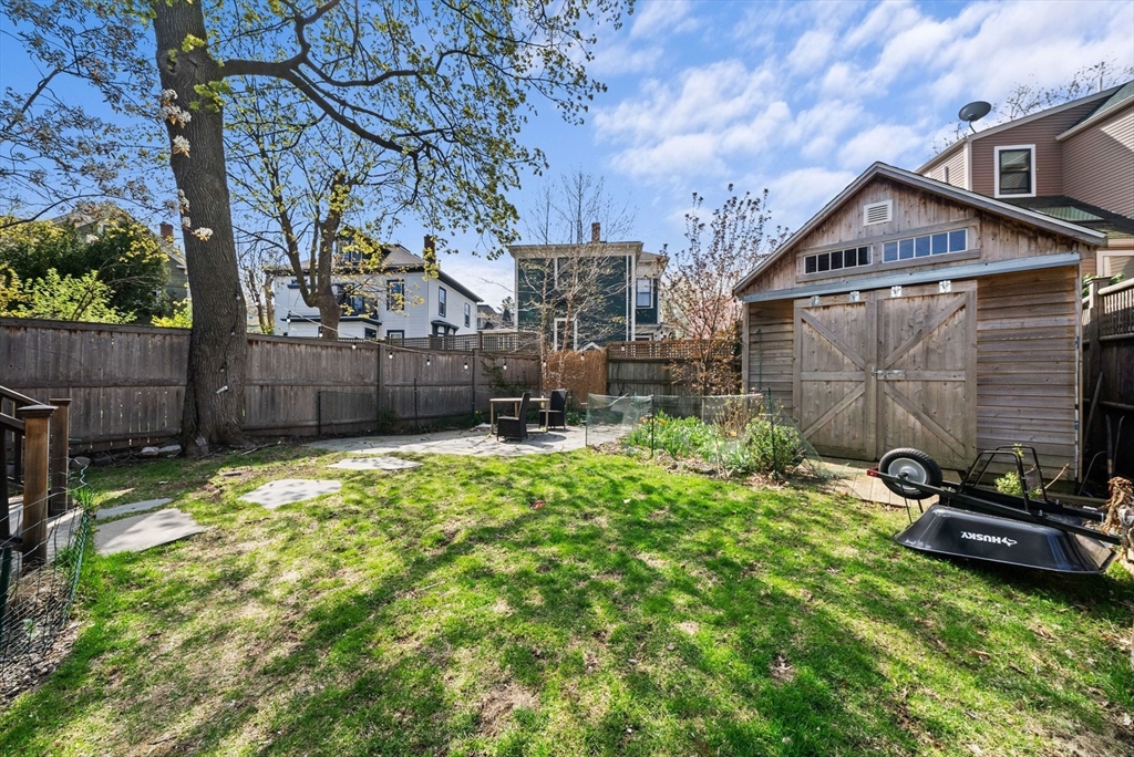 14 Hubbard Ave, Cambridge