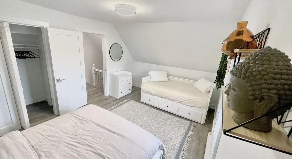 37 Gilman Ter, Winter Hill