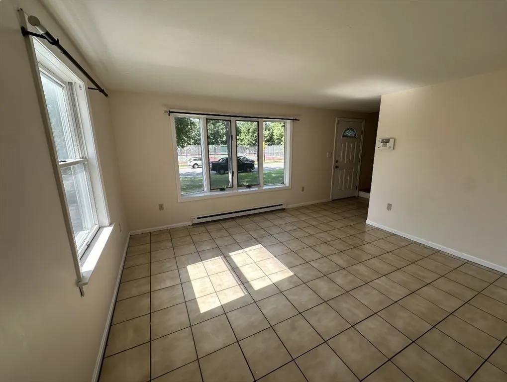 21A Mystic River Rd, West Medford