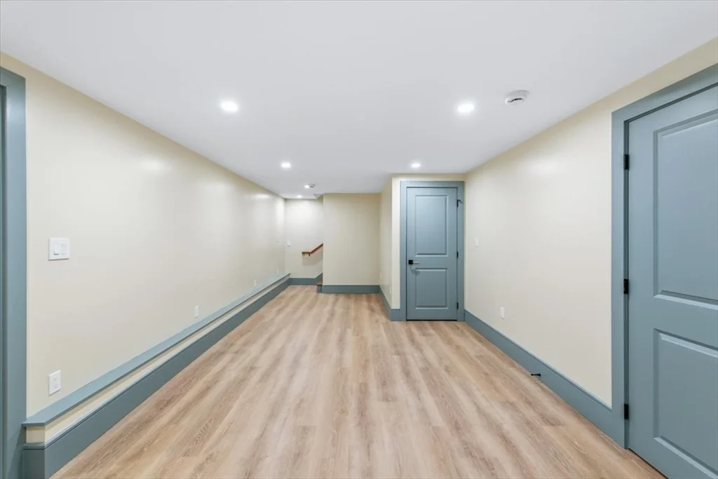 22 Kruger Rd, Hopkinton