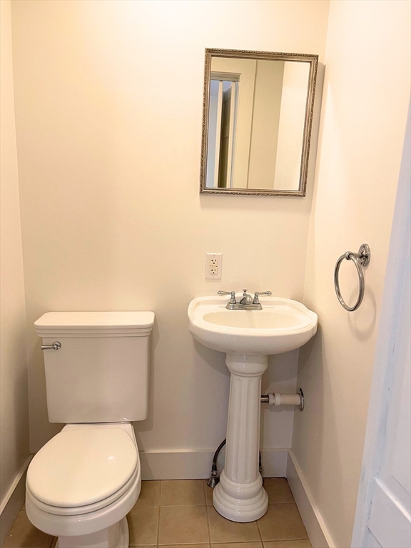 20 Pleasant St, Salem