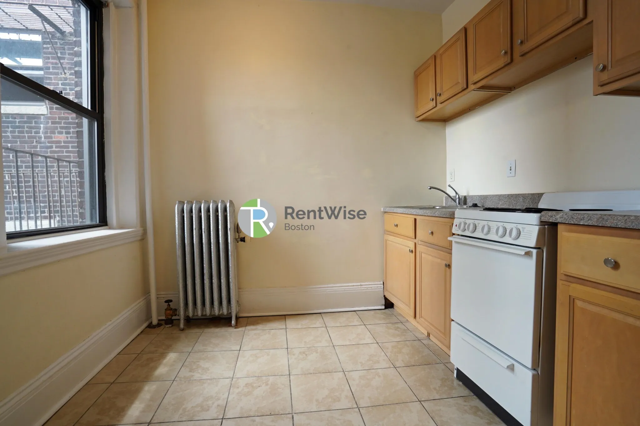 1216 Commonwealth Ave, Brighton