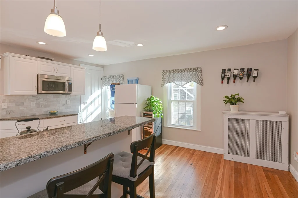 204 Front, Weymouth