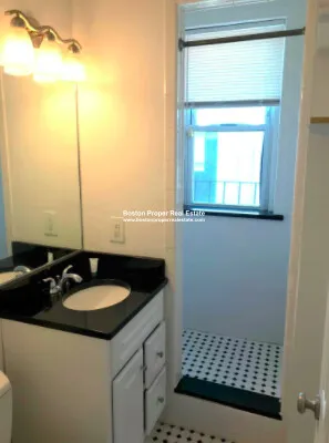 26 Hemenway St, Fenway