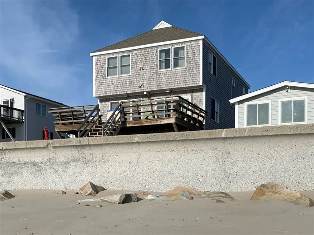 61 Ocean Road North, Duxbury