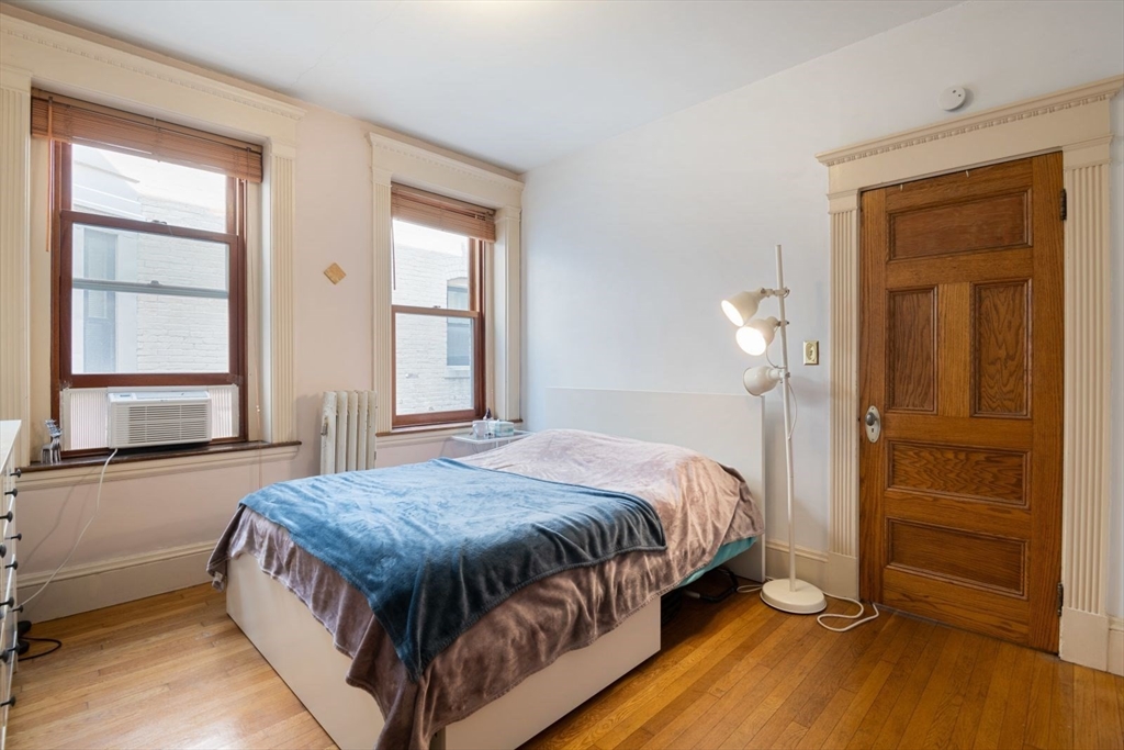 8 Garrison St, Back Bay