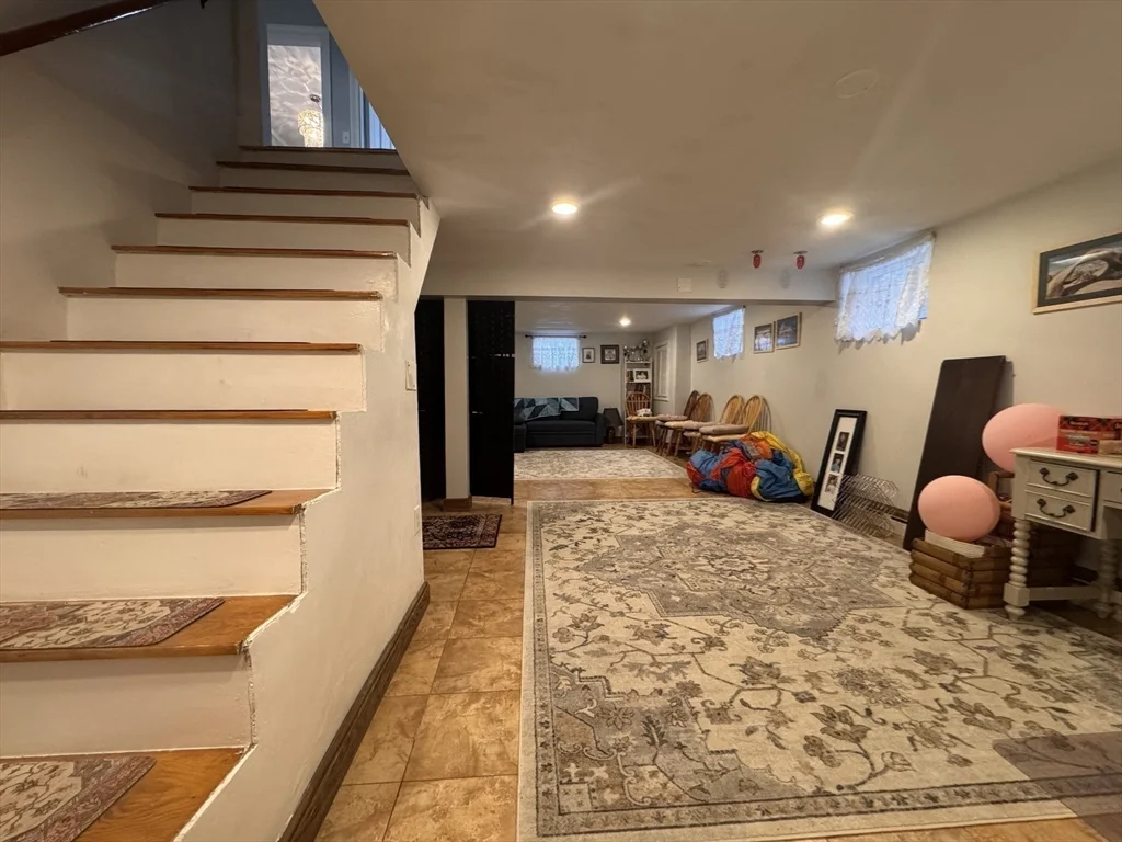 10-12 Webster St, Winchester