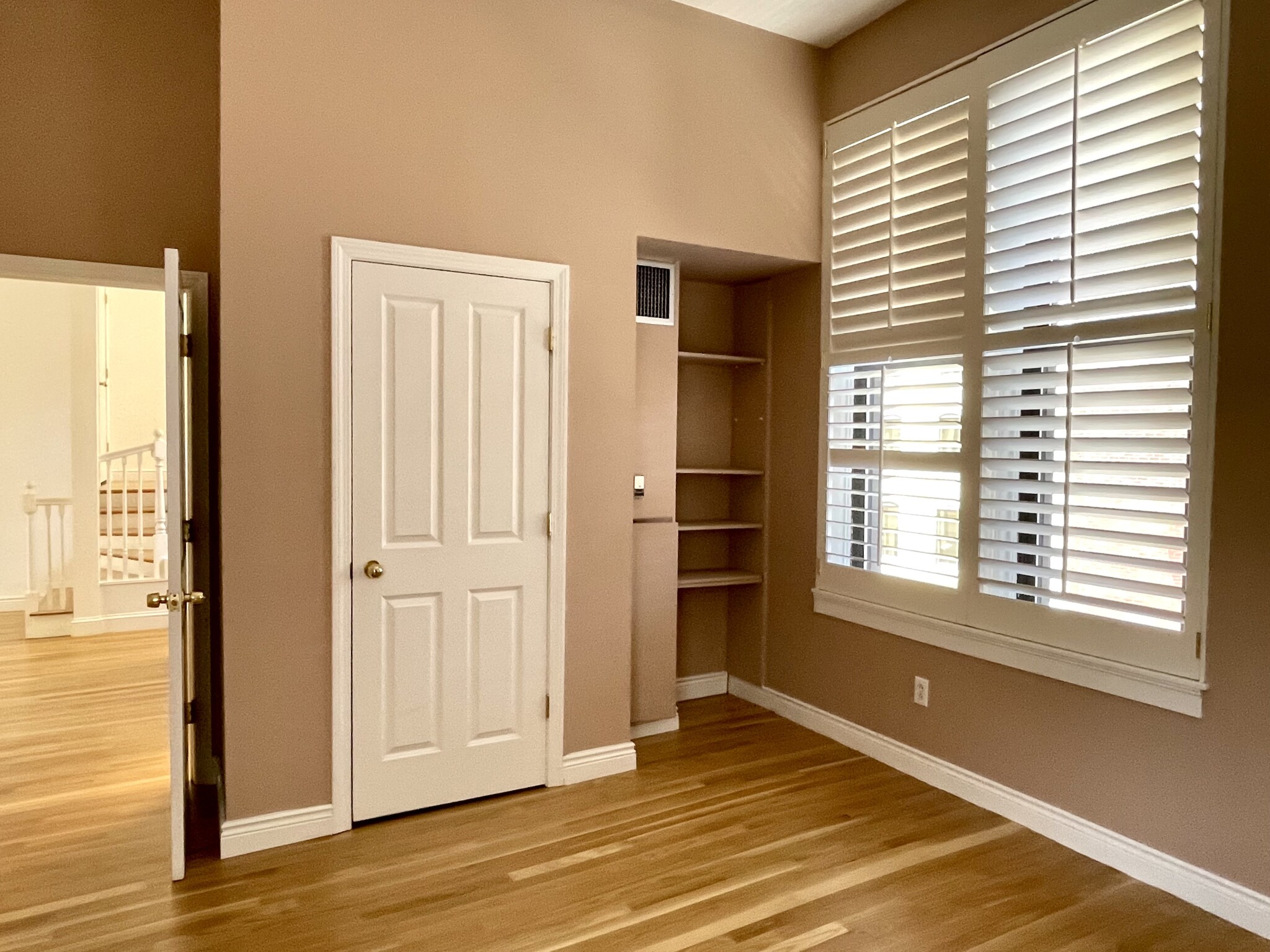 10 Charlesgate East, Back Bay