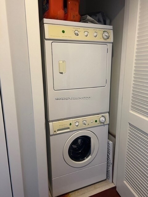 17 Otis St, East Cambridge