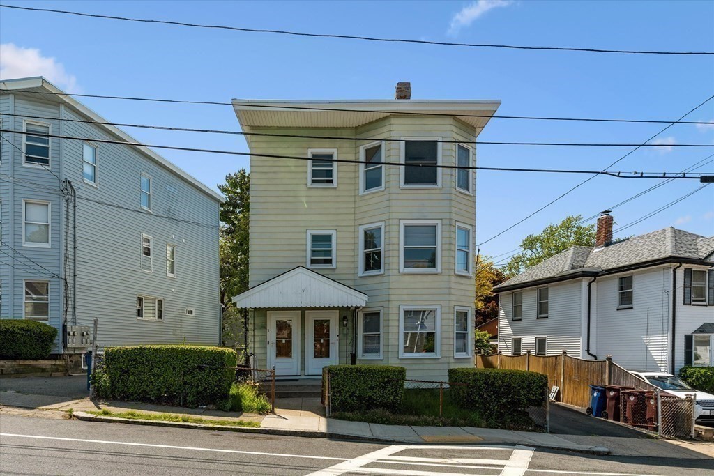 3 Orchard St, Revere