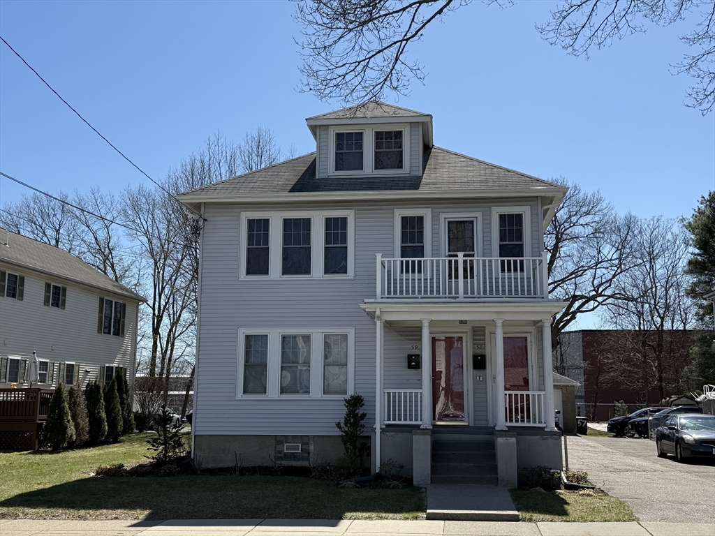 57 W Milton, Hyde Park