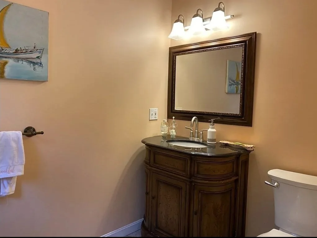 338 River Rd, Andover