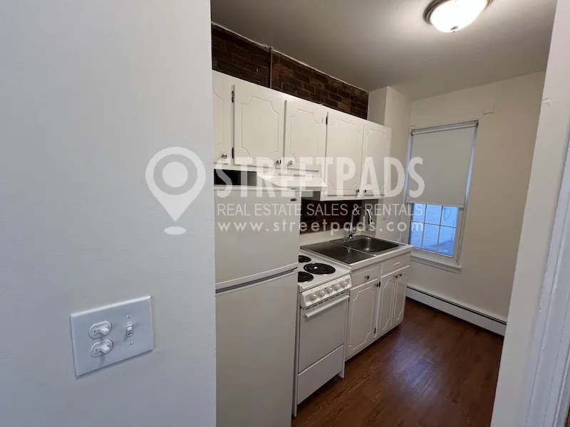 78 South Huntington Ave, Mission Hill