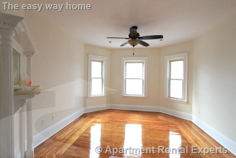 14 Bay State Ave, Davis Square