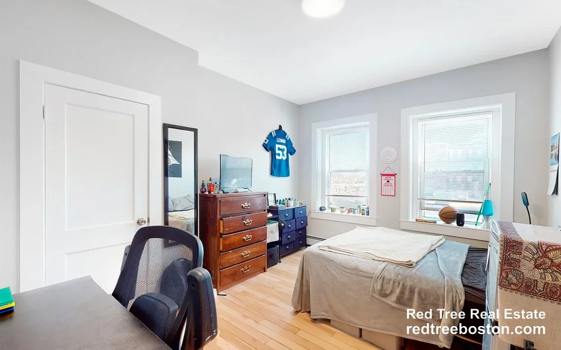 1284 Commonwealth Ave, Allston