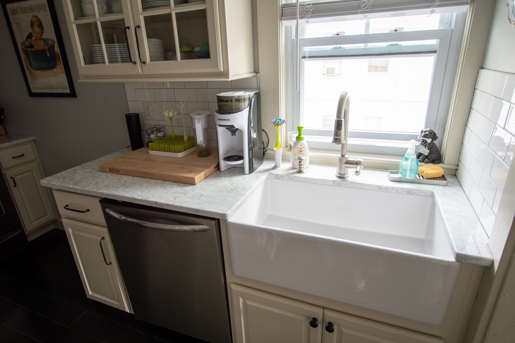 96 Grant Ave, Medford