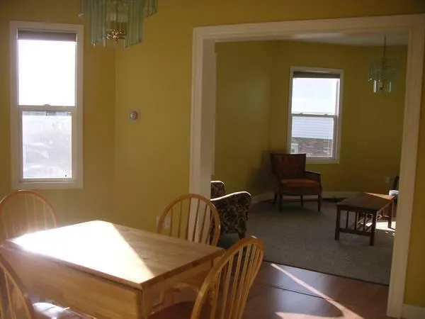 27R Albion St, Powder House Square