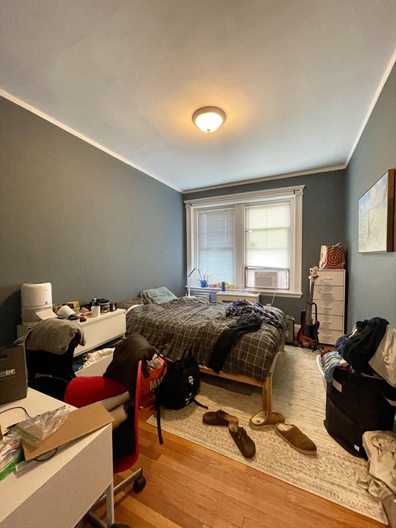 12 Greenway Ct, Coolidge Corner