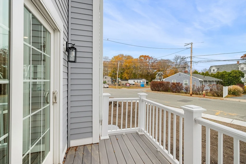 60 Ellsworth Rd, Peabody