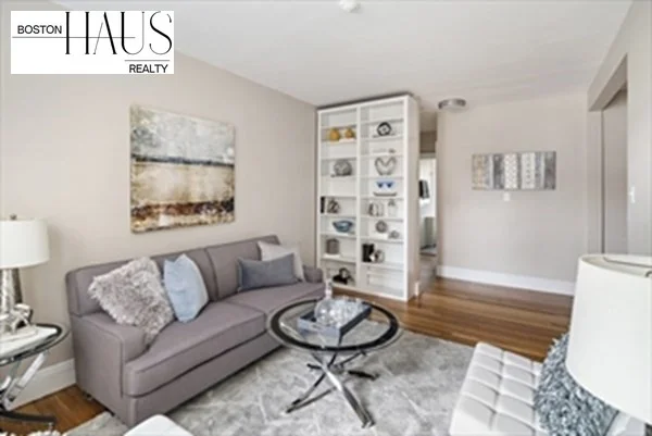 52 Strathmore Rd, Brighton