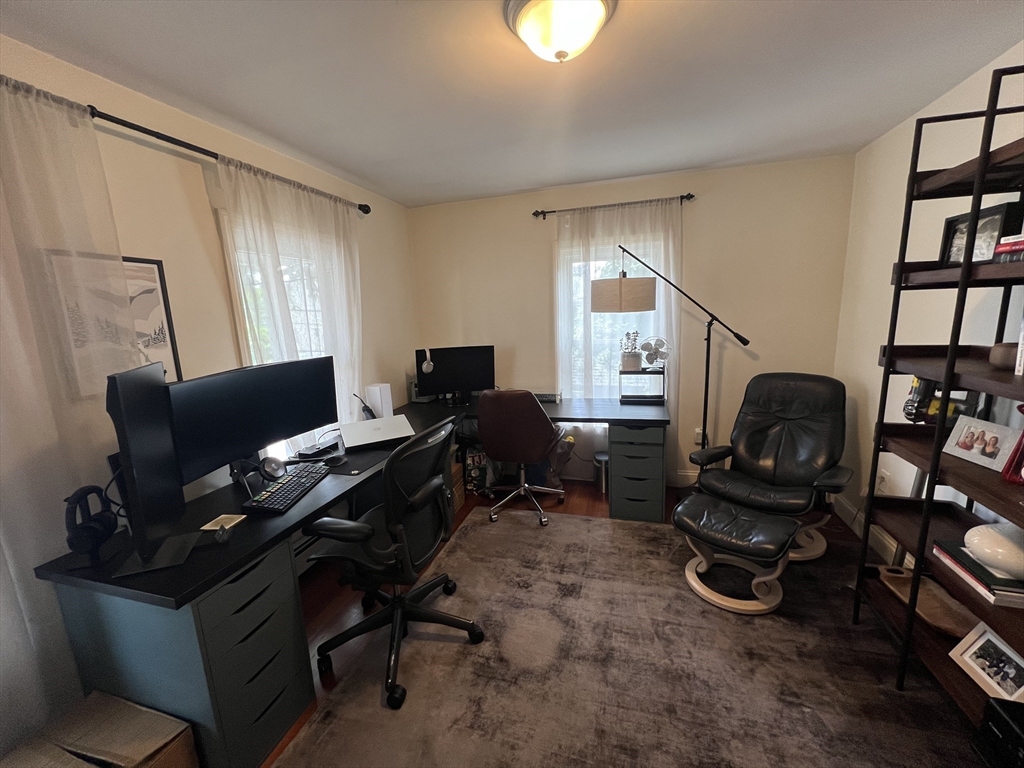 37-39 Spruce St, Winchester