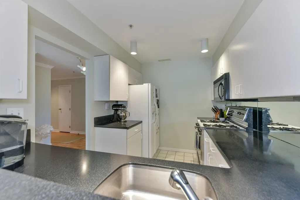 4 Canal Park, East Cambridge