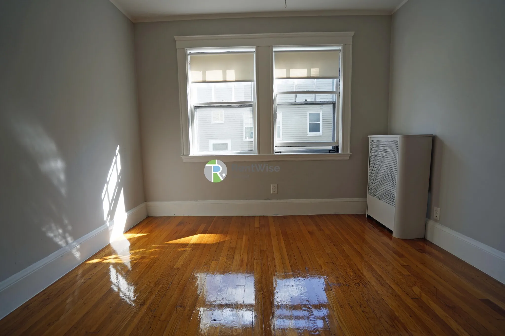 136 Arlington St, Oak Square