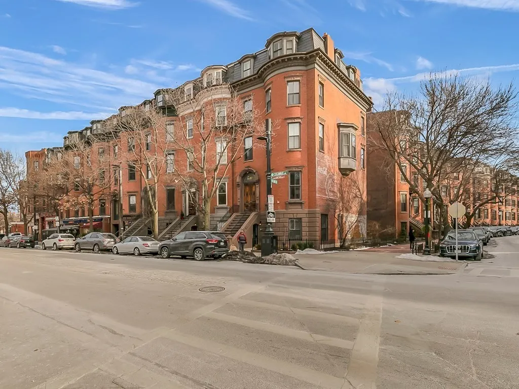 482 Columbus Ave, South End