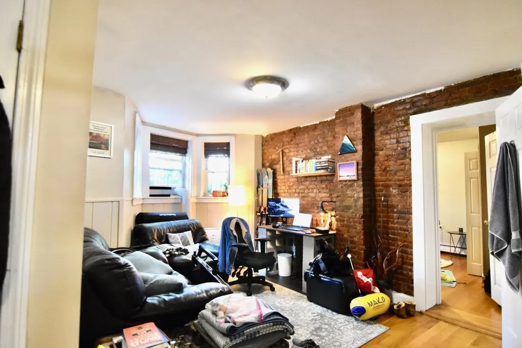 17 Savin Hill Ave, Dorchester