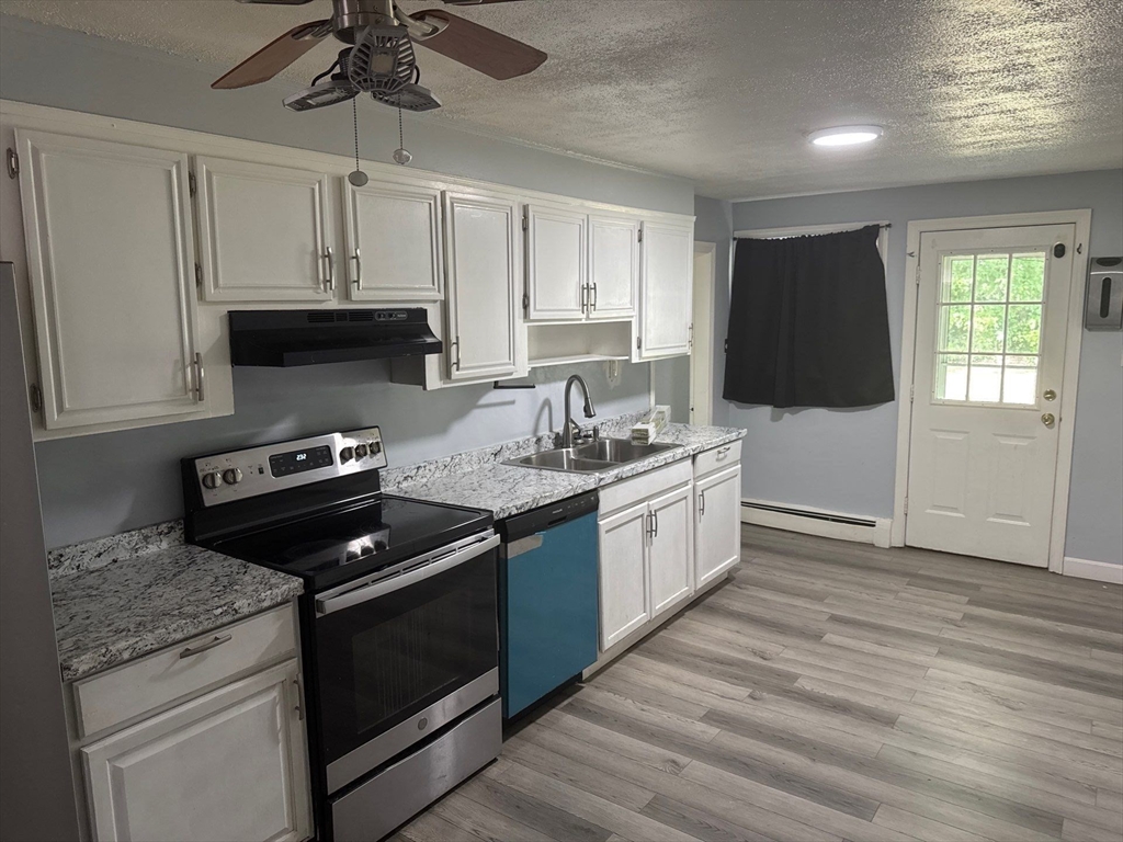 72 Longfellow Rd, Worcester