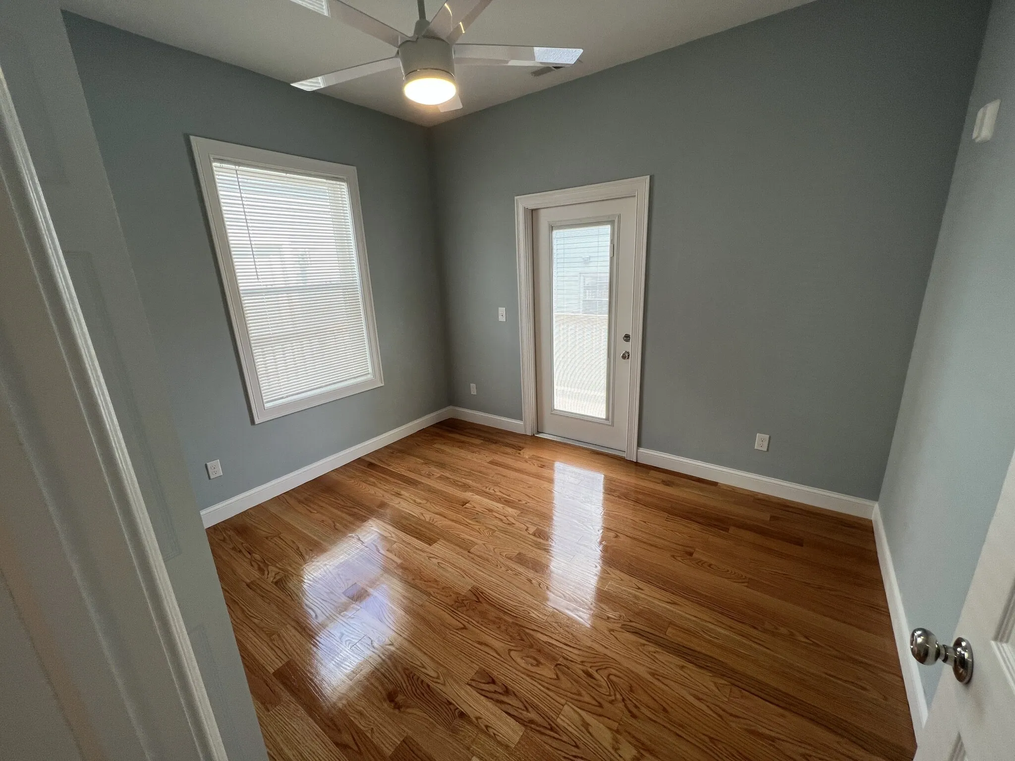 126 Cross St, East Somerville