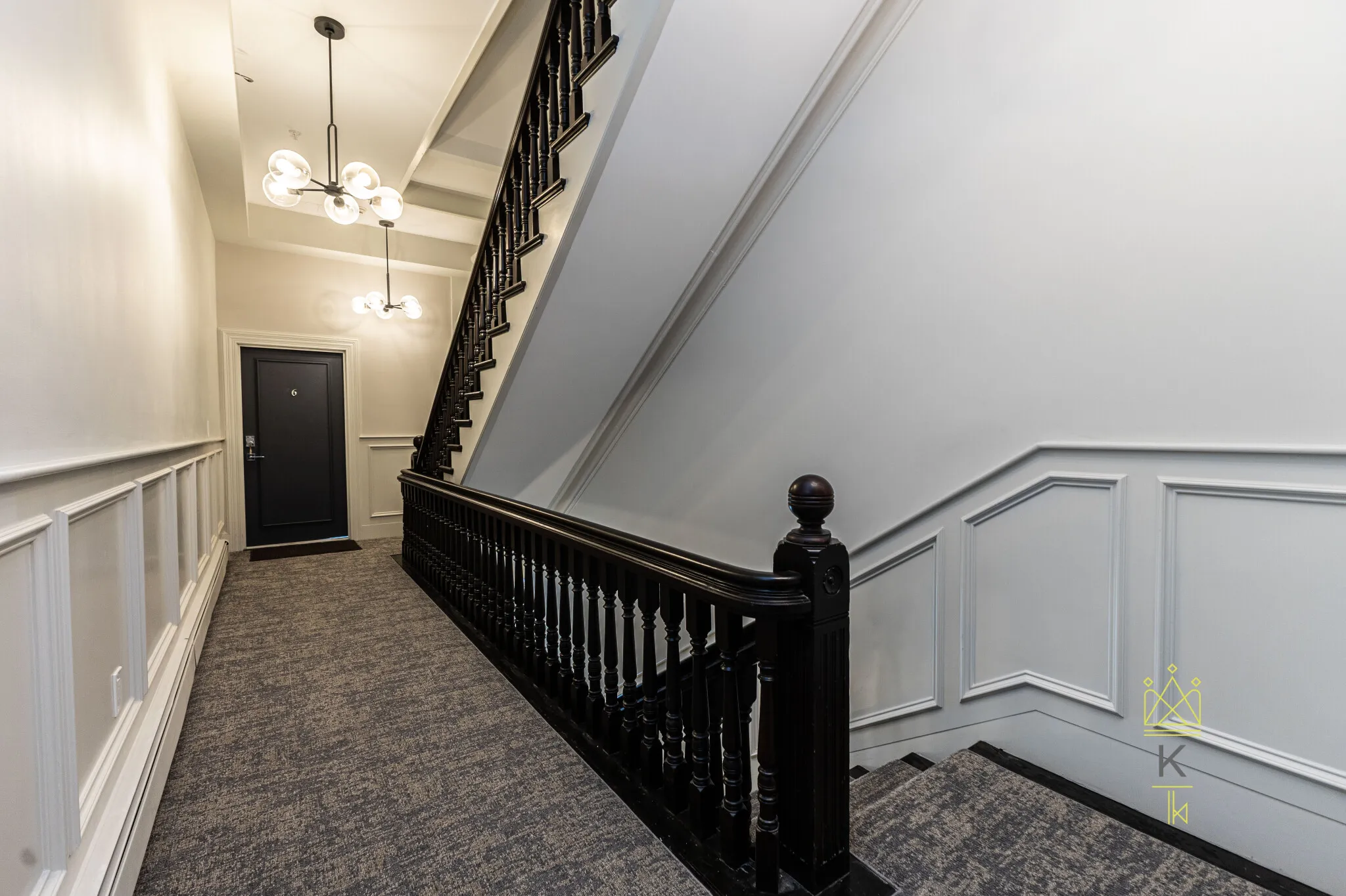 85 Regent St, Roxbury