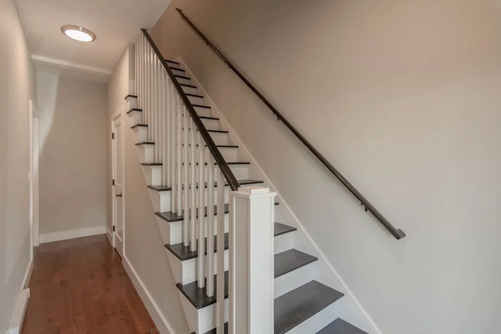 71 Savin St, West Roxbury