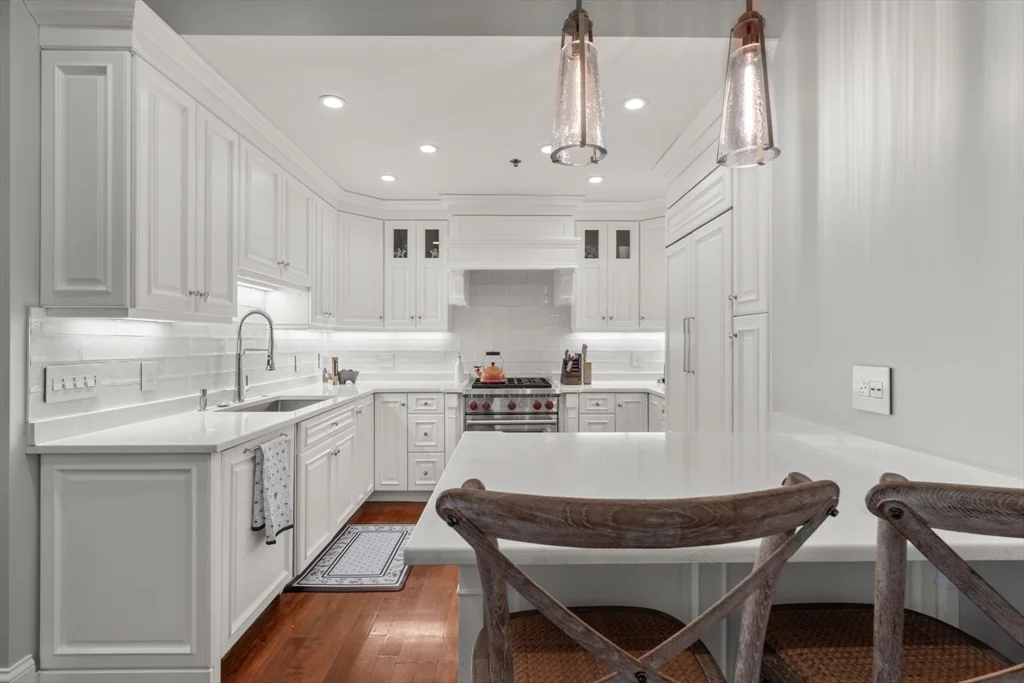 61 Saint Botolph St, Back Bay