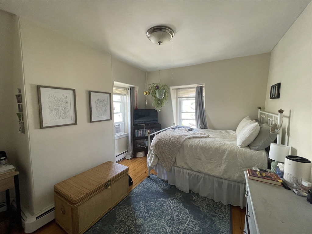 648 E Sixth St, South Boston