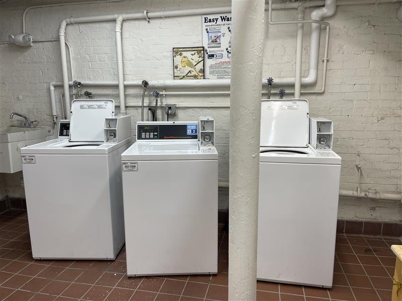 5 Linnaean St, Neighborhood Nine