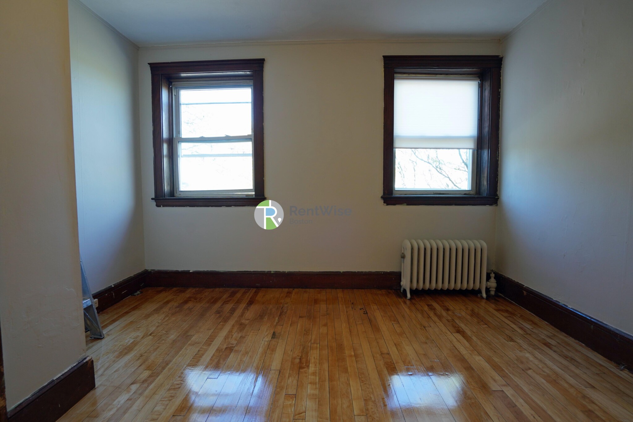 90 Cypress St, Emerson Gardens