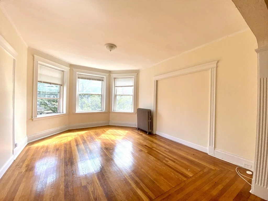144 Coolidge St, Coolidge Corner