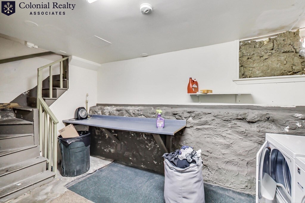 49 Hillside St, Mission Hill