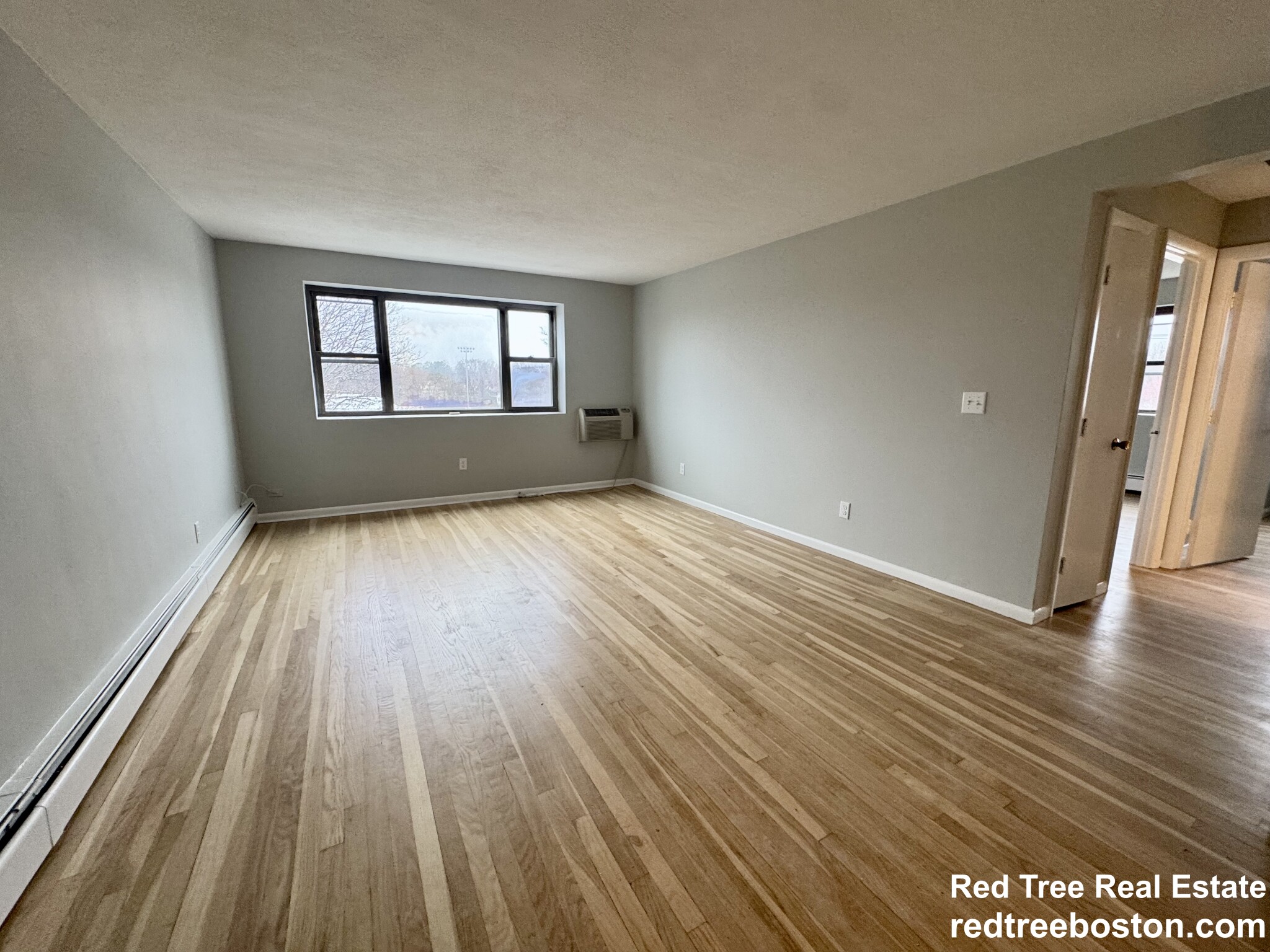 97 Spring St, West Roxbury