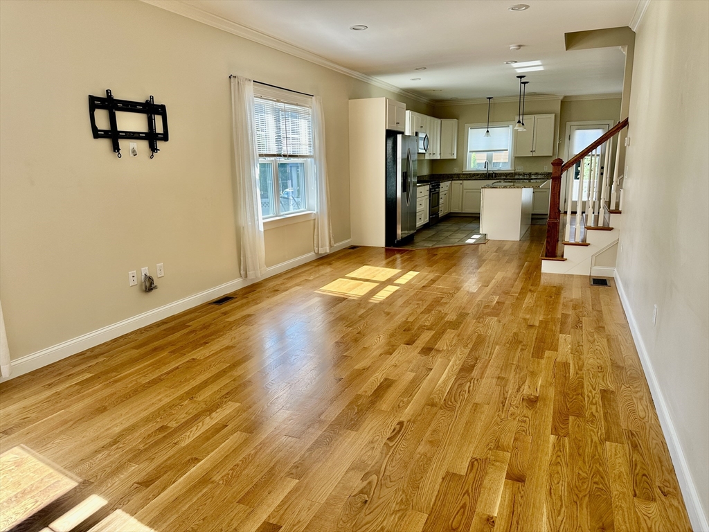 24 Waltham St, Watertown