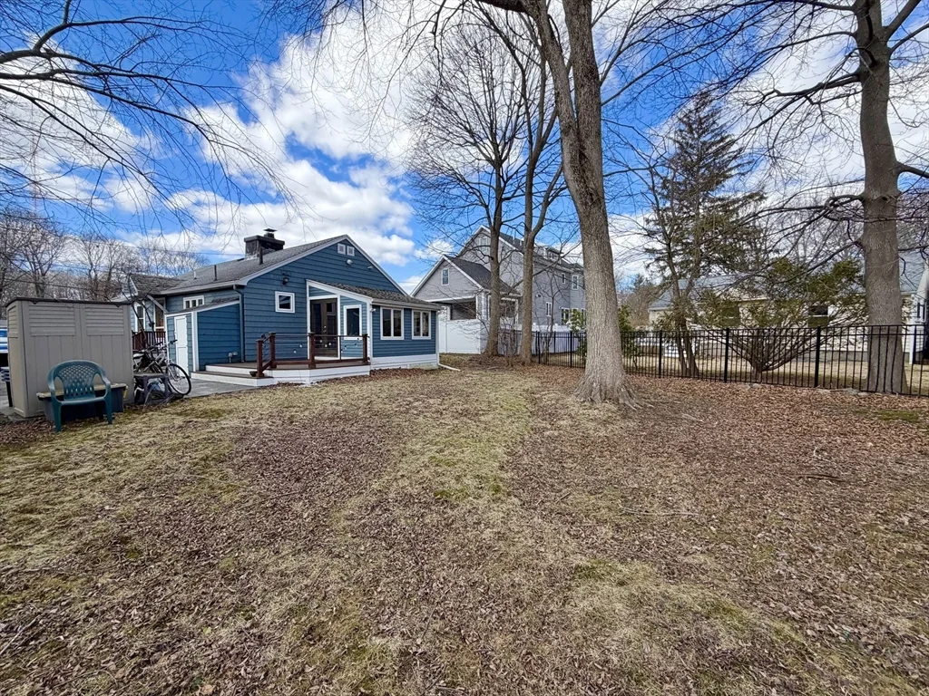 176 Upland Ave, Newton