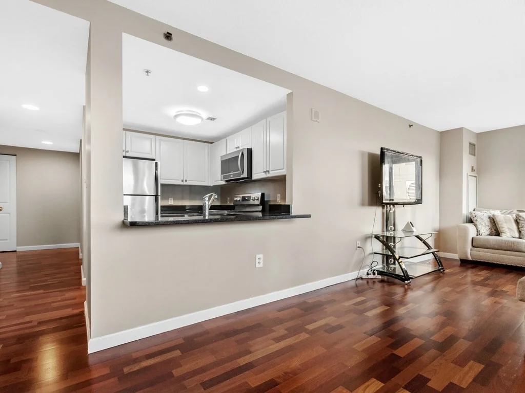 10 Museum Way, East Cambridge