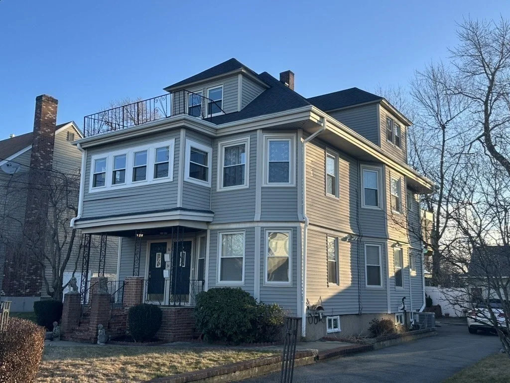 34 Saunders St, North Weymouth