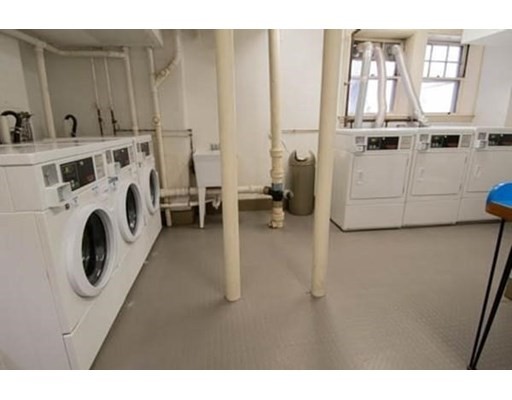 71 Martin St, Neighborhood Nine