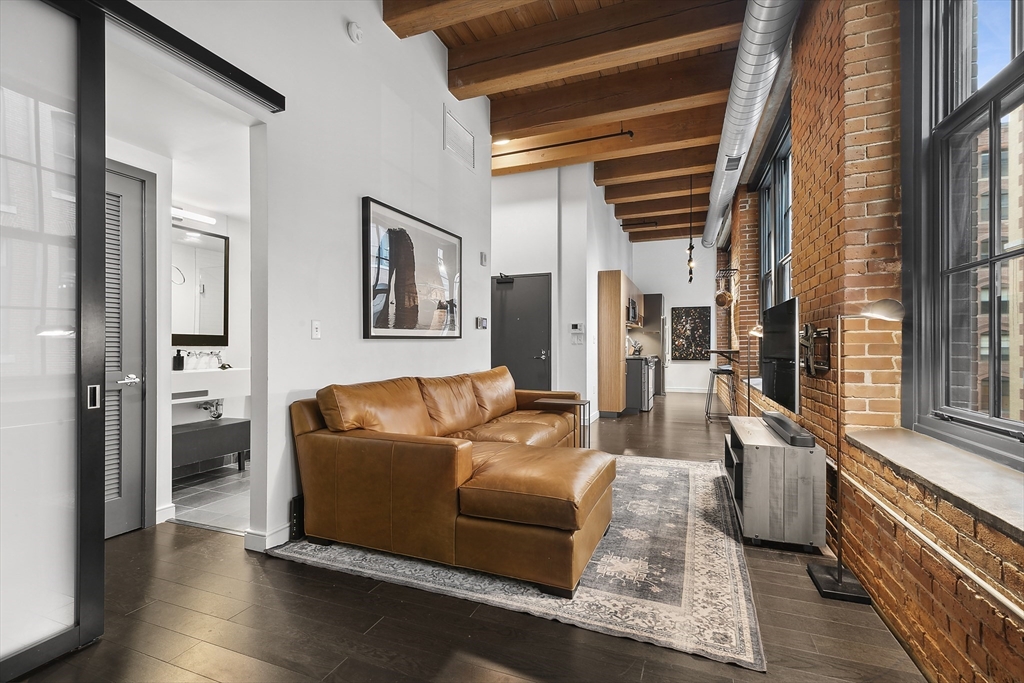 319 A St, Seaport District