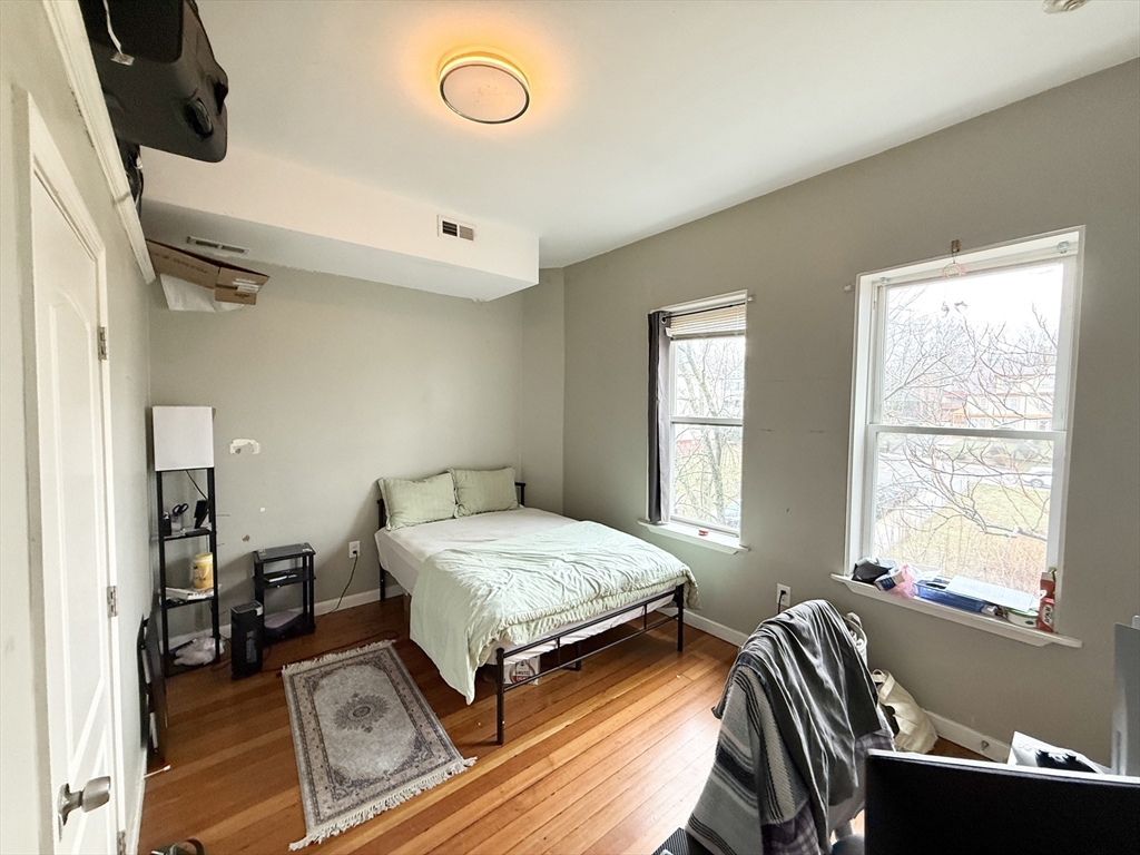 301-305 Dudley St, Roxbury